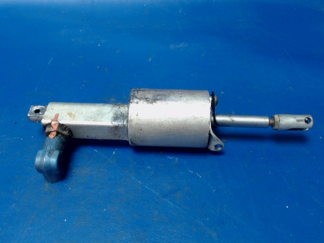 9882010-2 Cessna - CYLINDER ASSEMBLY-MASTER BRAKE